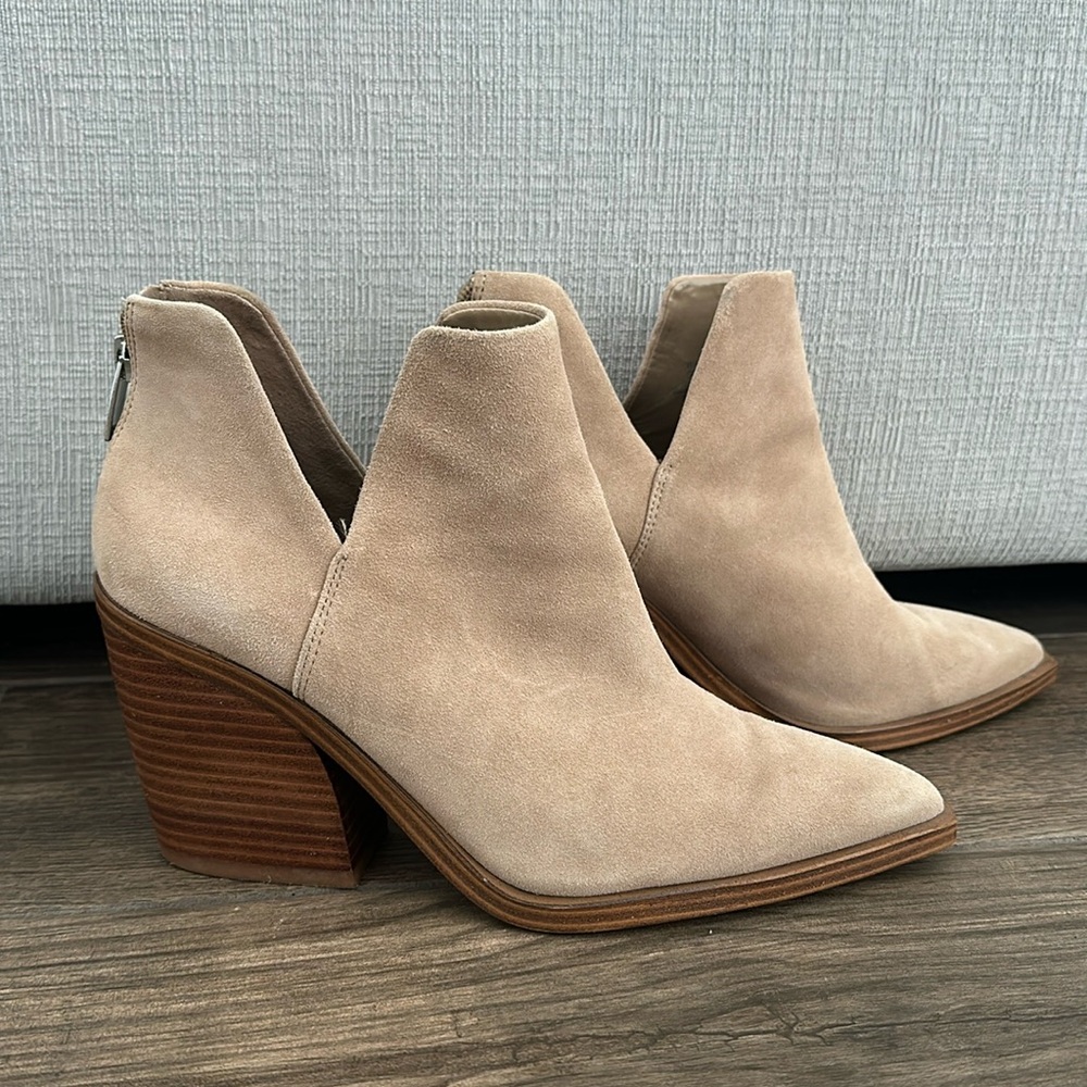 Vince Camuto Gidgeta Booties